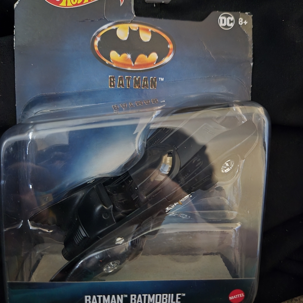 Hot Wheels Batmobile